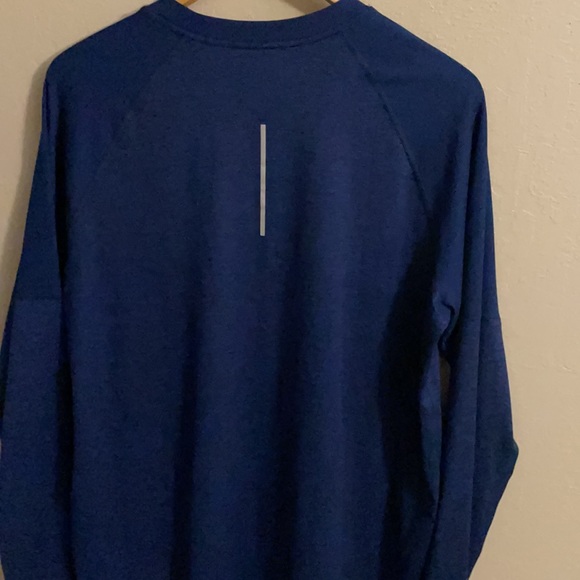 Nike Dri-Fit Long Sleeve T-Shirt - Picture 5 of 5